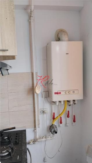 Apartament cu 2 camere decomandat în Apărătorii Patriei