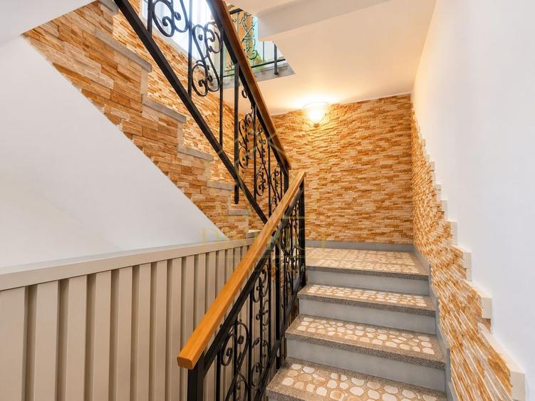 Casă individuală cu 3 camere cu Teren 250 Mp în Girocului