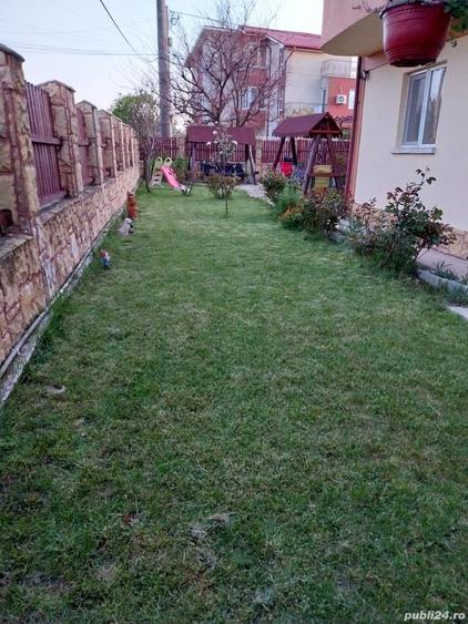 Casă cu 20 camere cu Teren 711 Mp în Costinești