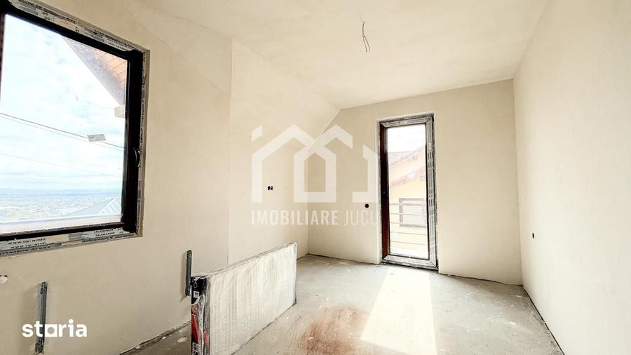 Casă cu 4 camere cu Teren 300 Mp în Iris