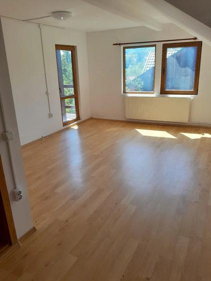 Casă cu Teren 250 Mp în Central