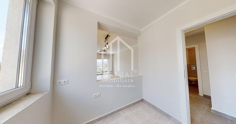 Apartament cu 3 camere decomandat în Exterior Vest