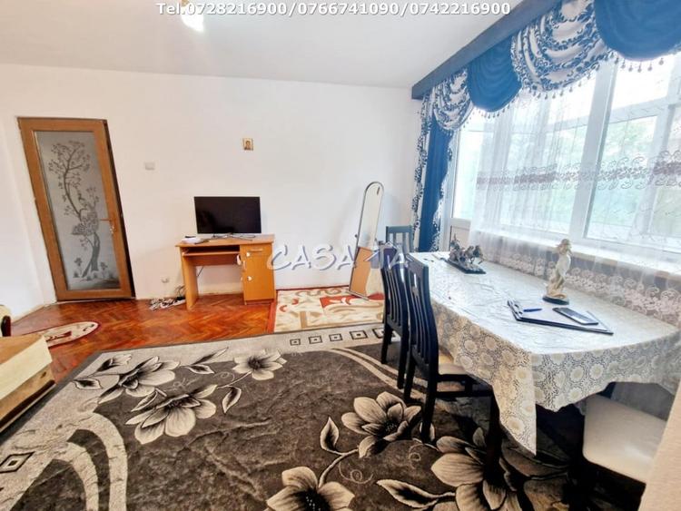 Apartament cu 2 camere semidecomandat, mobilat în 9 Mai