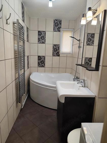 Apartament cu 3 camere nedecomandat, mobilat în Astra