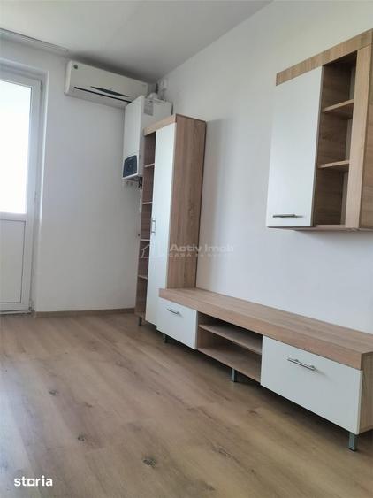 Garsonieră decomandată în Podgoria