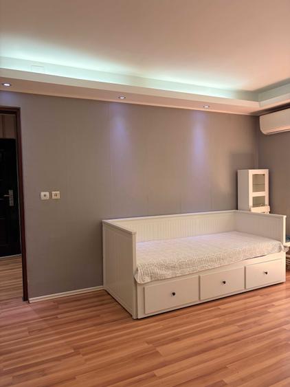 Apartament cu 2 camere semidecomandat în Dacia