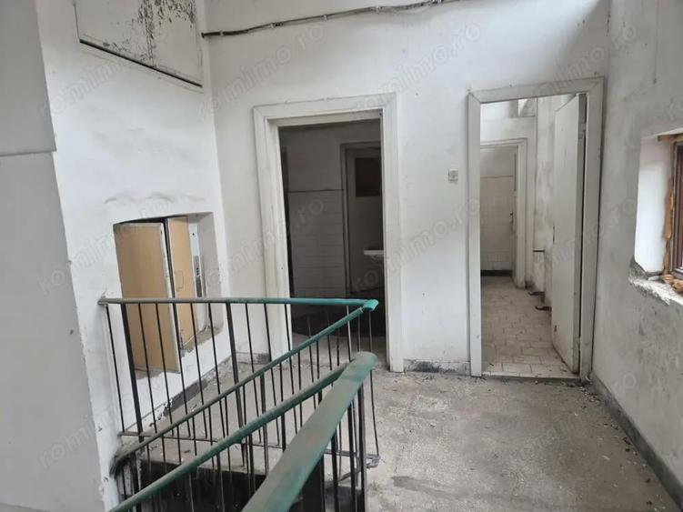 Spațiu comercial, de 500 mp, în Luncă