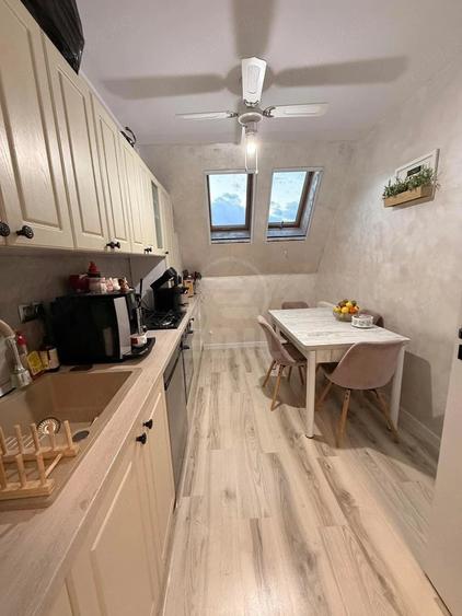 Apartament 3 camere decomandat zona Cetatii - 6