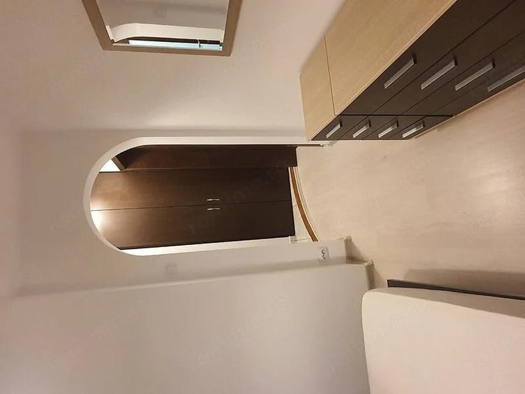 Apartament cu 3 camere decomandat în Tineretului