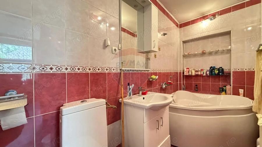Casă cu Teren 687 Mp în Ultracentral