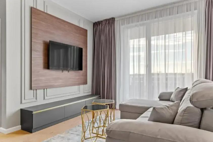 Apartament cu 2 camere semidecomandat în Tunari