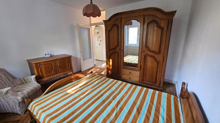 Apartament cu 2 camere decomandat în Siderurgiștilor