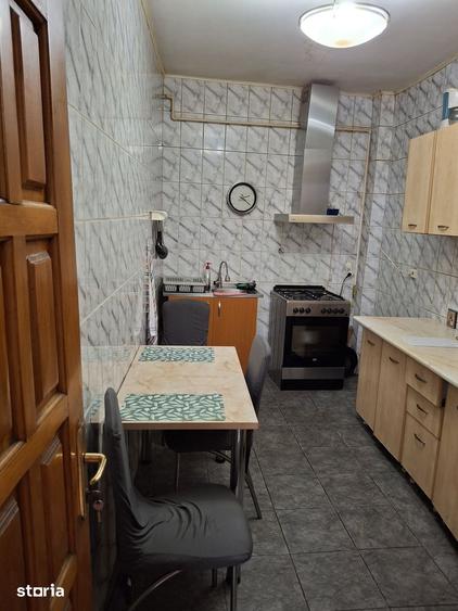 Casă cu 3 camere cu Teren 700 Mp în Central