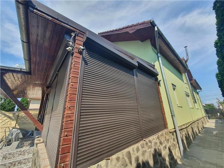 Casă cu 6 camere cu Canalizare în Turnișor