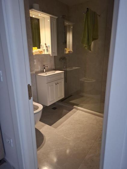 Apartament cu 2 camere decomandat în Palazu Mare