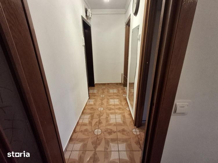 Apartament cu 3 camere decomandat în Militari