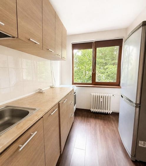 Apartament cu 2 camere decomandat în Teiul Doamnei