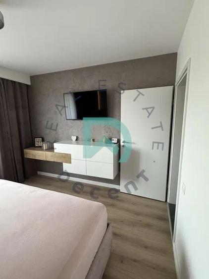 Apartament cu 3 camere decomandat, mobilat în Tractorul