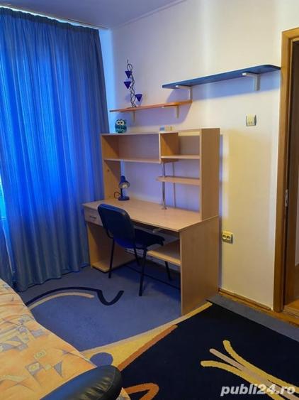 Apartament cu 3 camere decomandat, mobilat în Spitalului