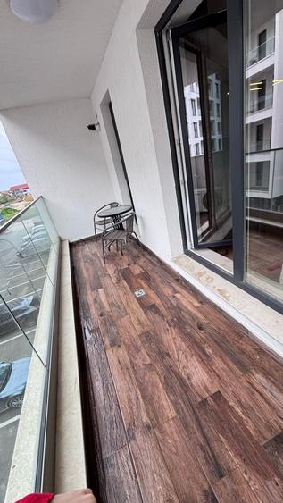 Apartament cu 3 camere semidecomandat, mobilat în Aviației