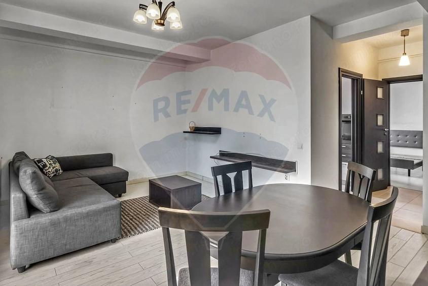 Apartament cu 2 camere decomandat în Jiului