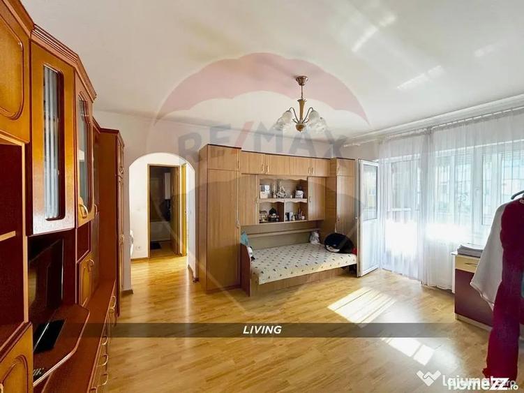 Apartament cu 2 camere semidecomandat în Central