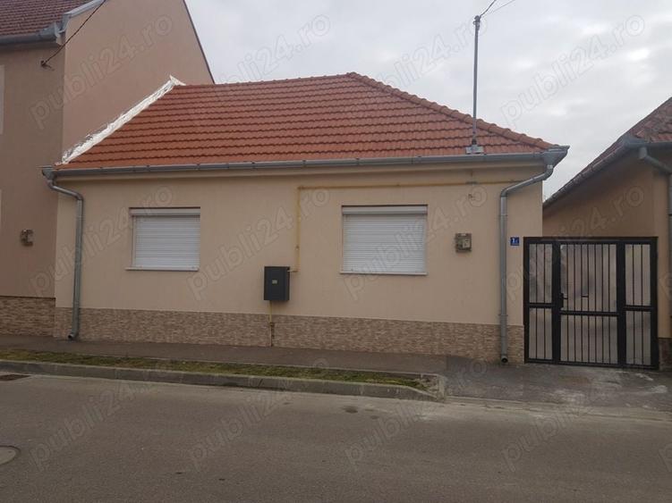 Casă cu 4 camere în Iosia