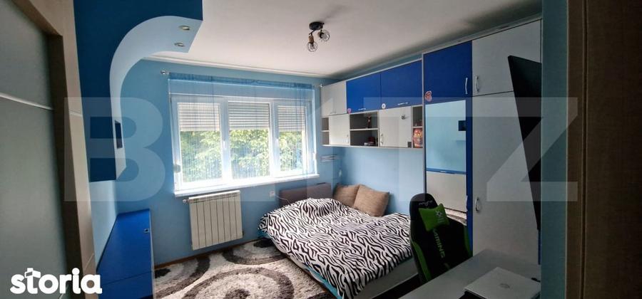 Apartament cu 3 camere decomandat în Micro 1