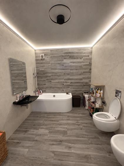 Apartament cu 2 camere semidecomandat în Ultracentral