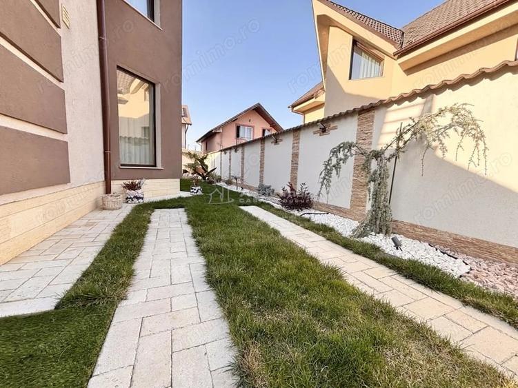 Casă cu 2 camere cu Teren 300 Mp în Sânmartin