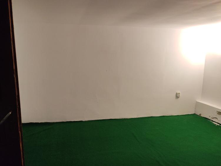 Casă individuală cu 4 camere cu Canalizare în Schei