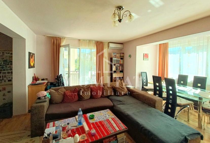 Apartament cu 2 camere semidecomandat, mobilat în Florești