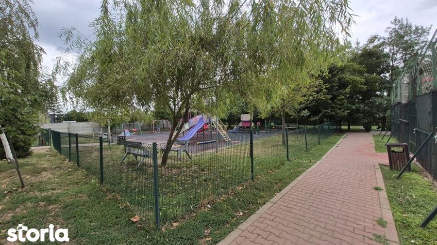 Apartament cu 3 camere decomandat în Nord