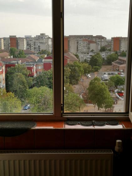 Apartament cu 2 camere semidecomandat în Rogerius