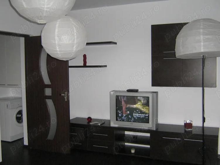 Apartament cu 2 camere semidecomandat în 1 Mai