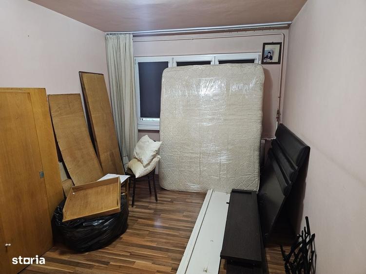 Apartament cu 3 camere în Militari