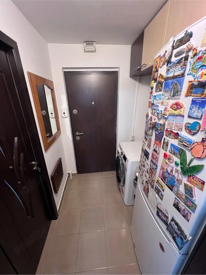 Garsonieră decomandată, mobilată în Micro 3