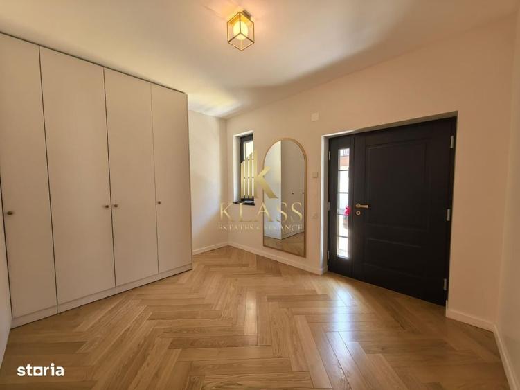 Casă cu 4 camere în Central