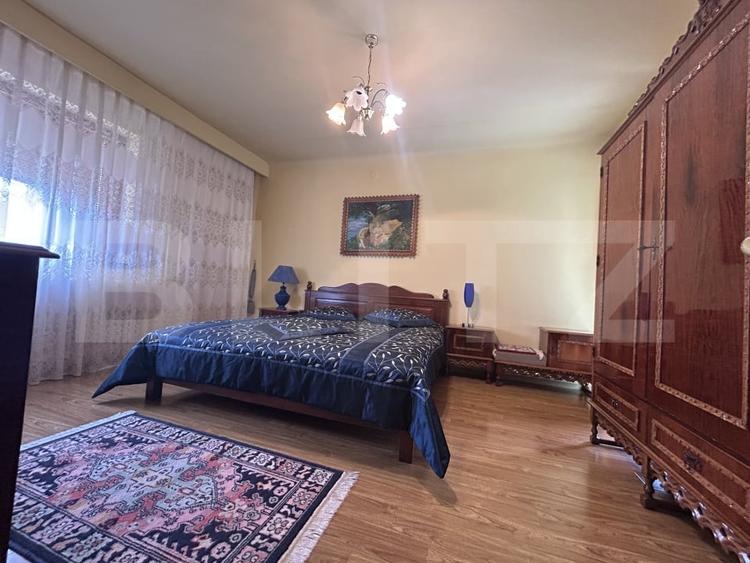 Casă individuală cu 5 camere cu Garaj în Gherla
