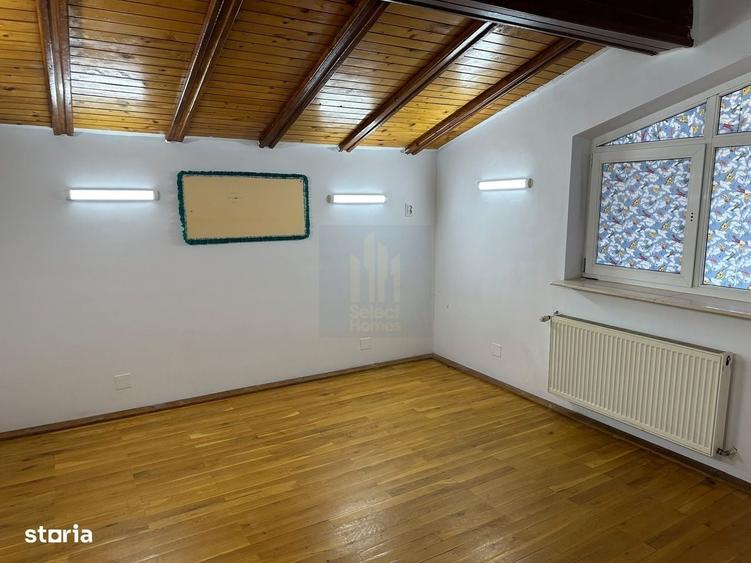Casă cu 4 camere în Nord
