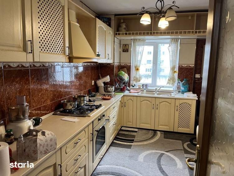 Apartament cu 4 camere în Central