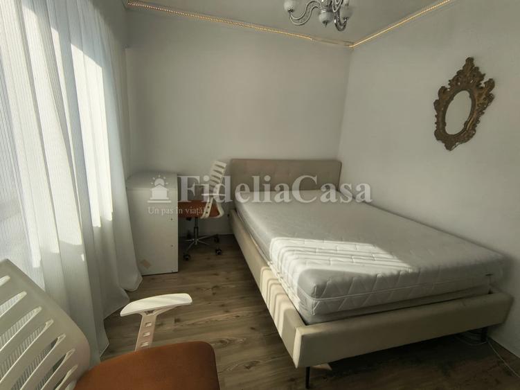 Apartament cu 3 camere decomandat în Central