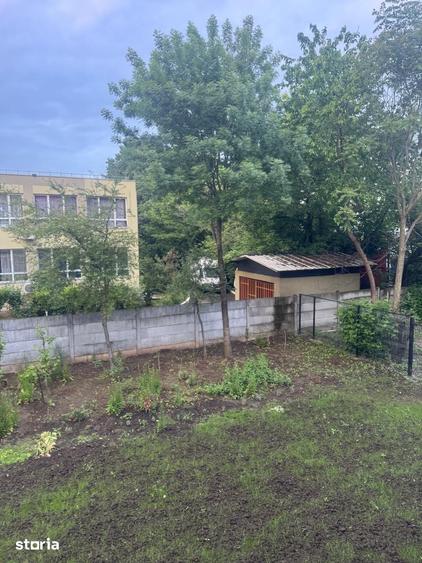 Apartament cu 2 camere semidecomandat în Ferentari