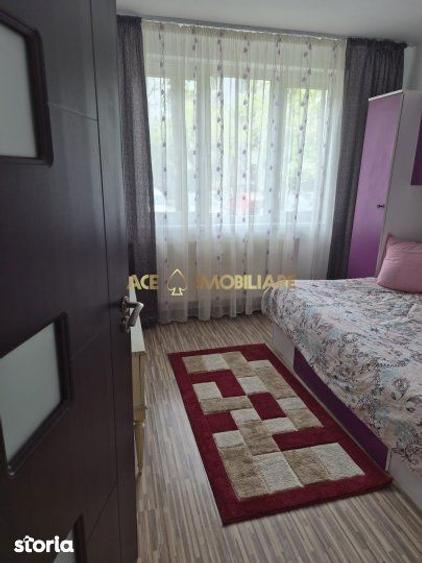 Apartament cu 3 camere, mobilat în Berceni