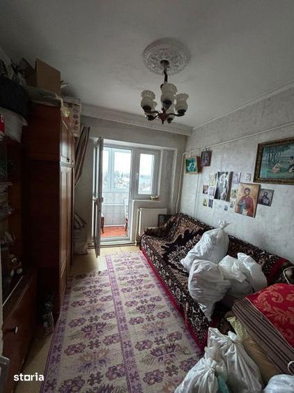Apartament cu 3 camere în Barieră