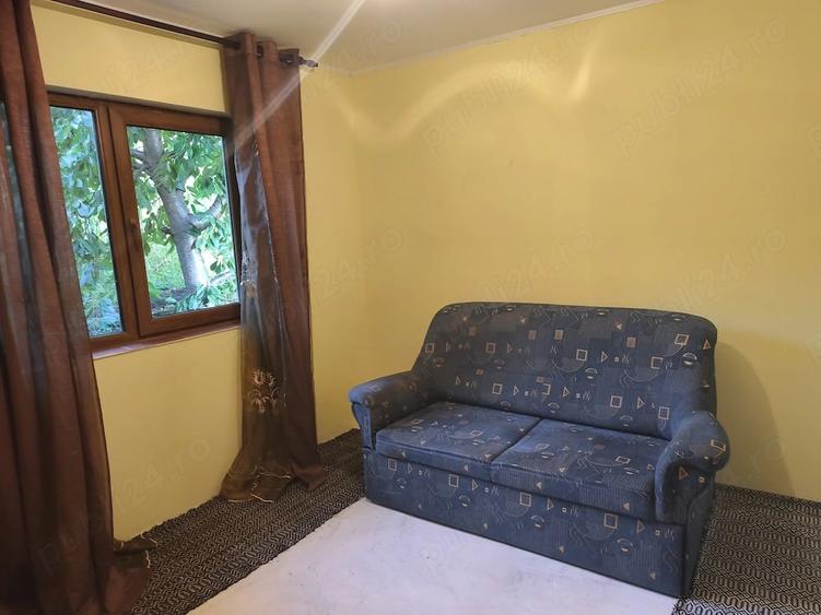 Casă cu 3 camere cu Teren 2645 Mp în Dragalina (Hlipiceni)