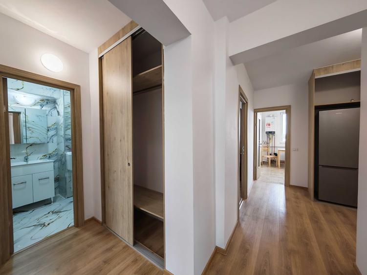 Apartament cu 3 camere decomandat în Ultracentral