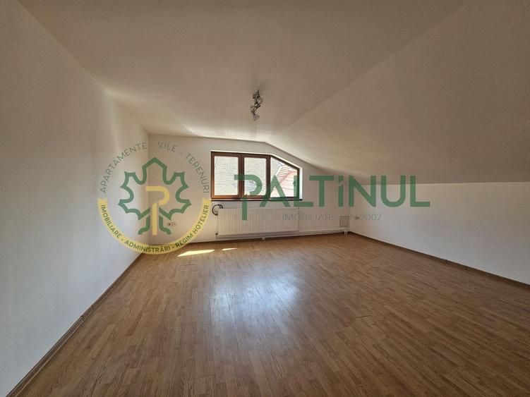 Casă individuală cu 5 camere cu Canalizare în Trei Stejari