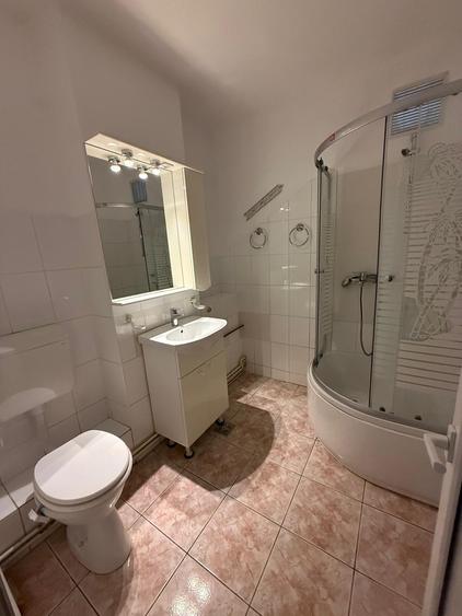 Apartament cu 2 camere în Centrul Civic