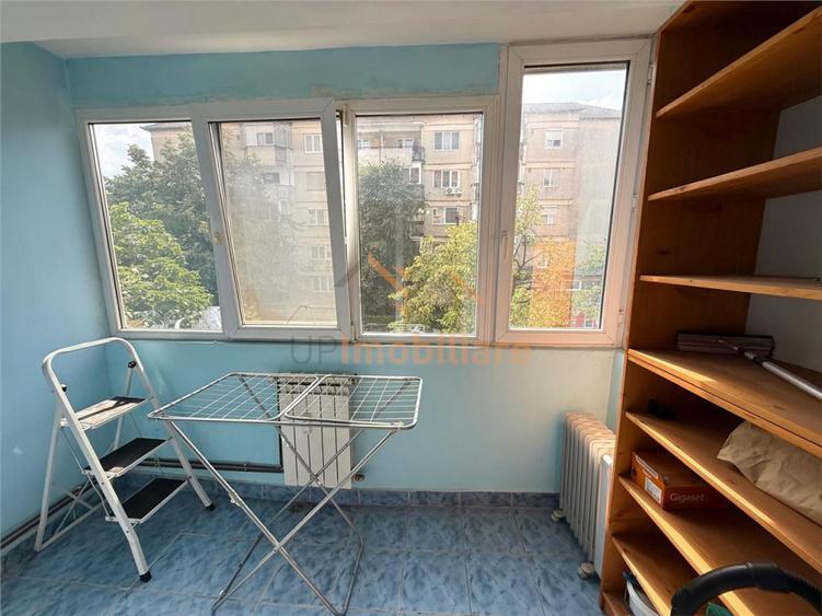 Apartament cu 3 camere decomandat în Lotus